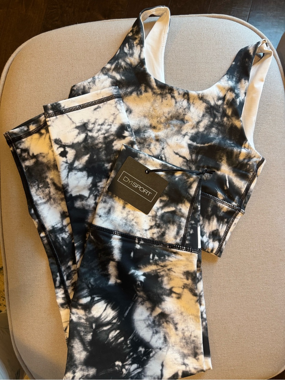 DYI Black & White Tie-Dye Leggings and Crop Tank Set size S